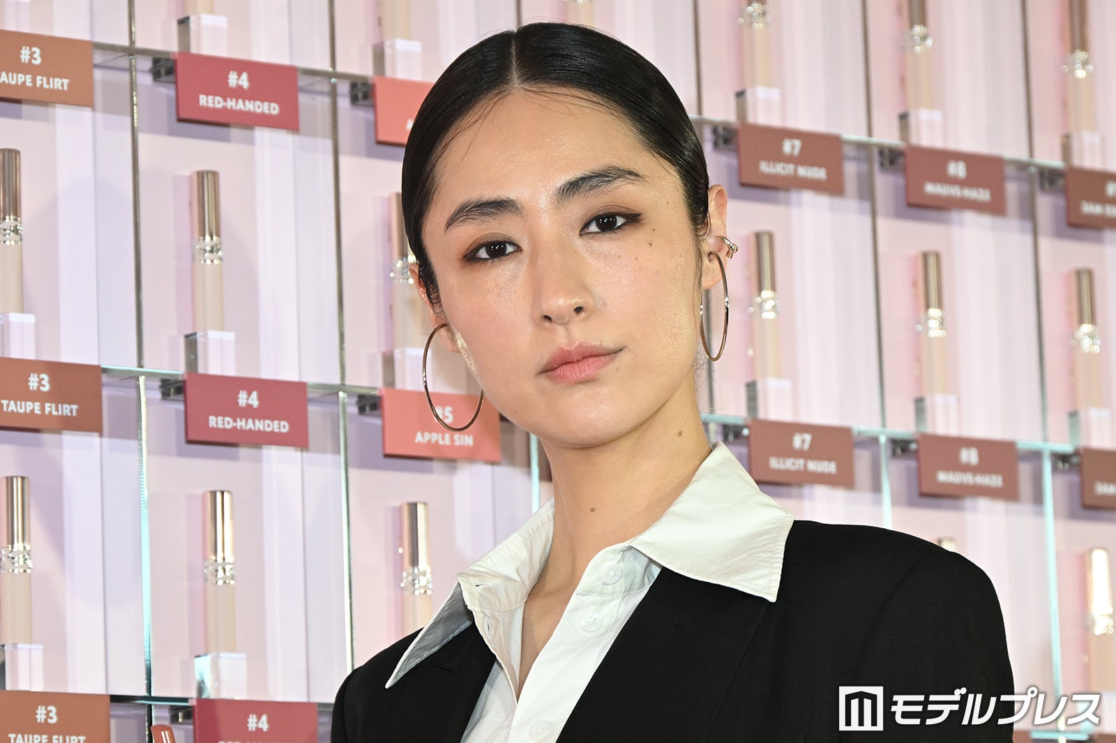 シシド・カフカ、英会話習得に意欲「中学生英語からそろそろ抜け出す時期がきた」【YSL LOVENUDE HOTEL】