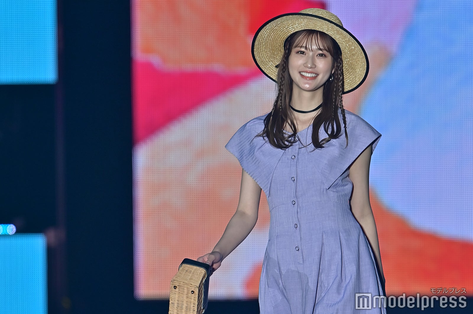 （C）モデルプレス