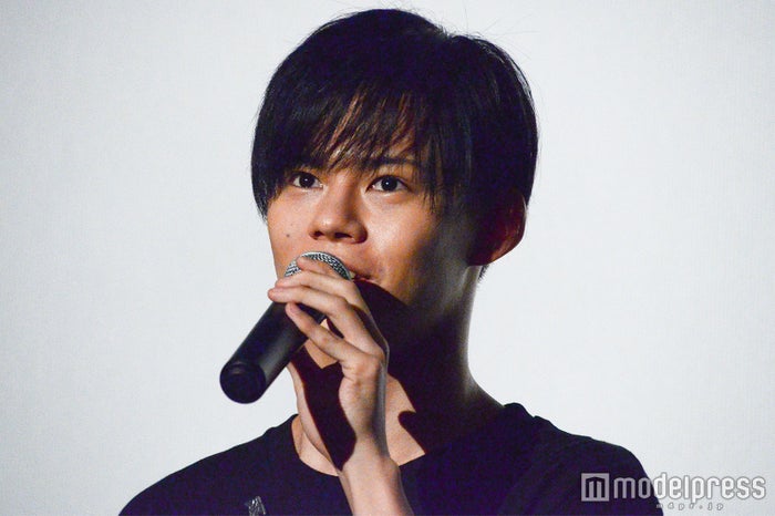 超特急 小笠原海 東京喰種 血のりシーンを振り返る 変化球な質問にも神対応 モデルプレス 超特急 小笠原海 東京喰種 血のりシーンを振り返る 変化球な質問にも神対応 モデルプレス