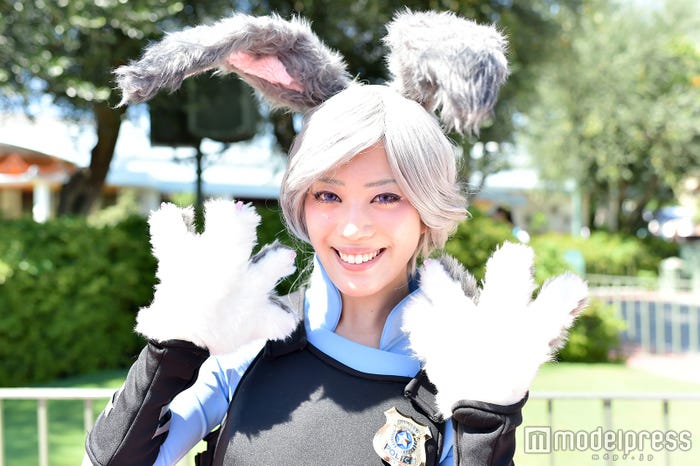 「ズートピア」の仮装、みなみさん(ジュディ)/(C)モデルプレス