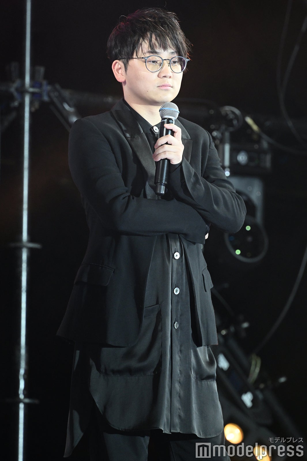 虫眼鏡 （C）モデルプレス