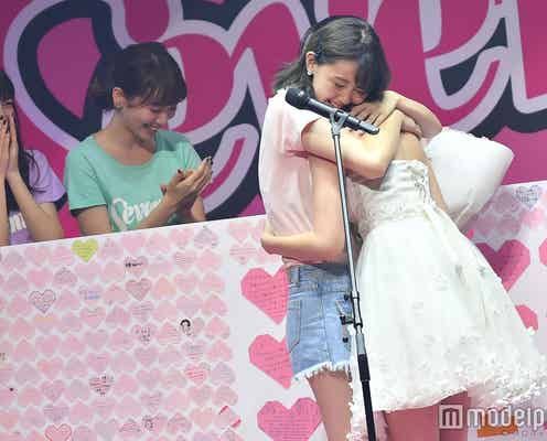 “みよまな”コンビの絆に涙 江野沢愛美、親友・三吉彩花の卒業で思いあふれる/コメント全文<Seventeen 夏の学園祭2017>