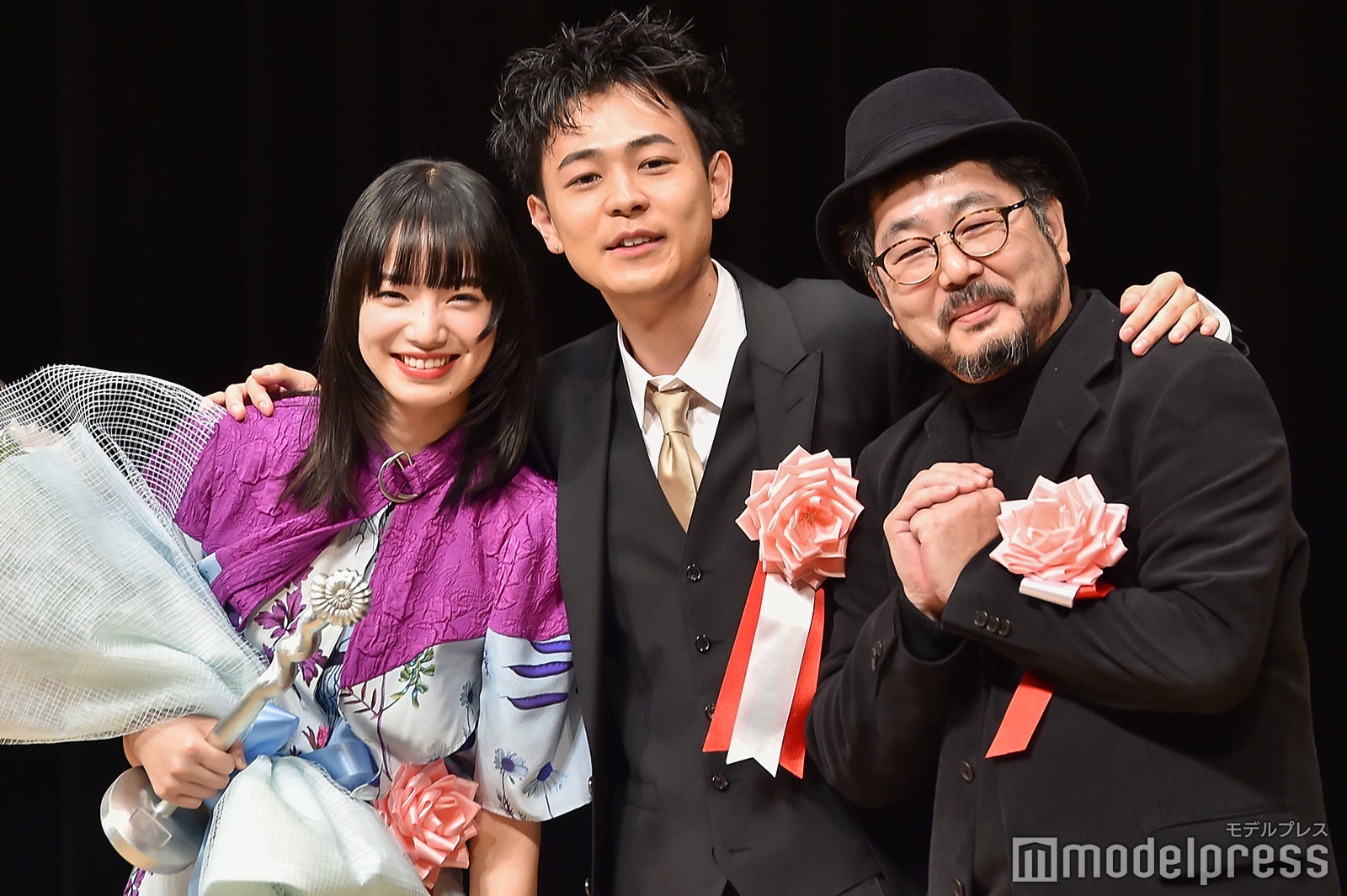 小松菜奈、成田凌、塩田明彦監督（C）モデルプレスレス