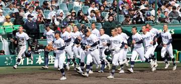 大垣日大 逆転負けで16年ぶり8強ならず 初回に3番・竹島が先制ソロも