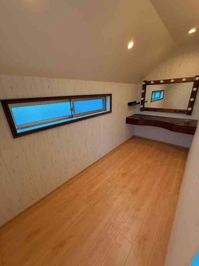 尾形あいさんオフィシャルブログより