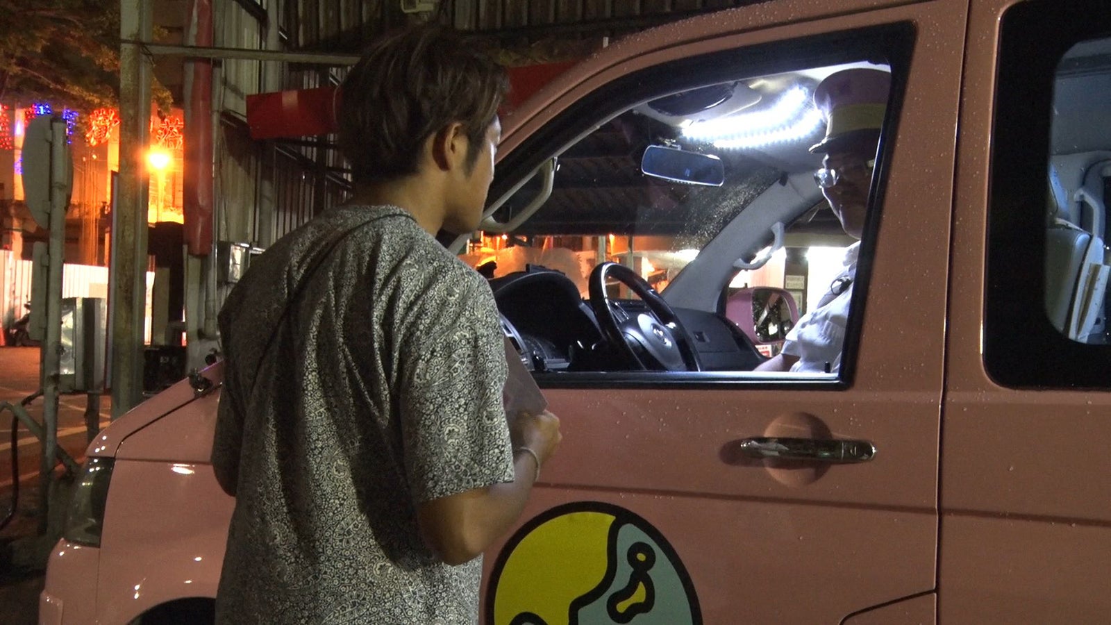 ハト胸／「あいのり：Asian Journey」第10話より（C）フジテレビ