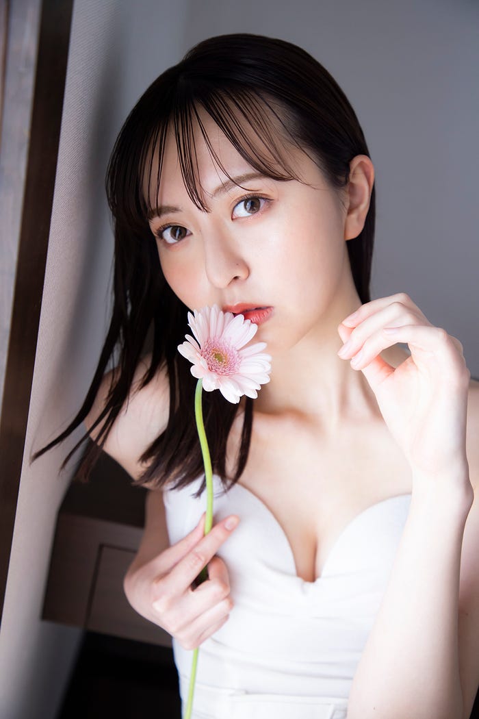 「HKT48 森保まどかラストフォトブック スコア」(C)KADOKAWA (C)Mercury PHOTO/TANAKA TOMOHISA