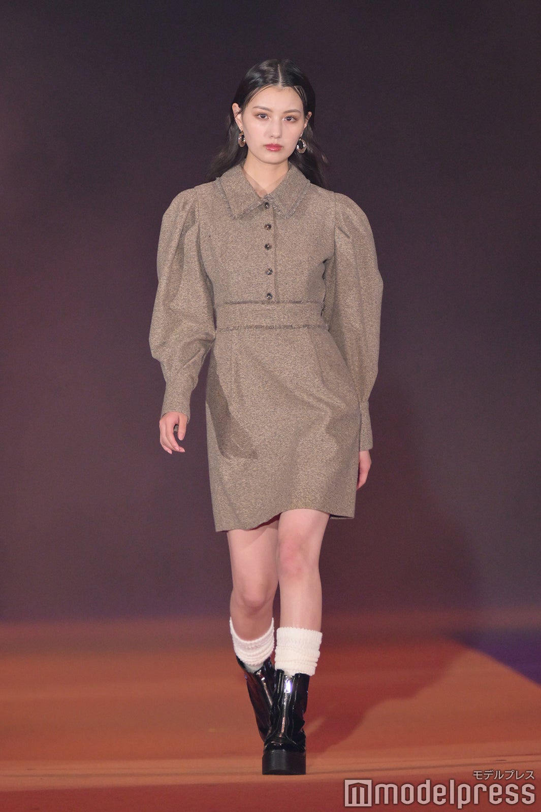 （C）モデルプレス