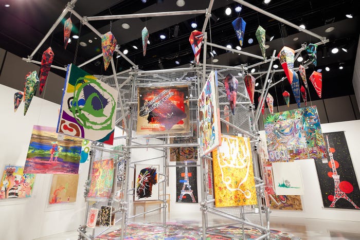 香取慎吾個展「WHO AM I-SHINGO KATORI ART JAPAN TOUR」東京会場より(提供写真)