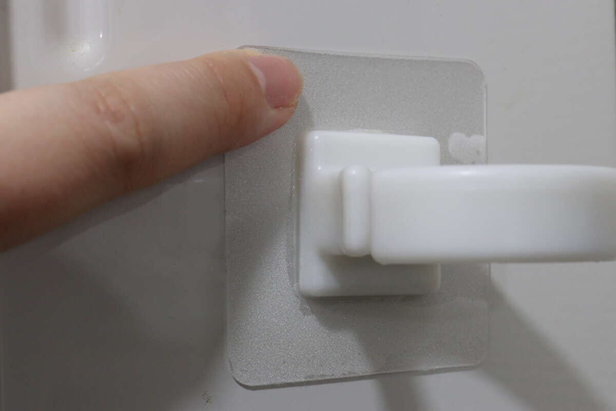 セリア　粘着シート