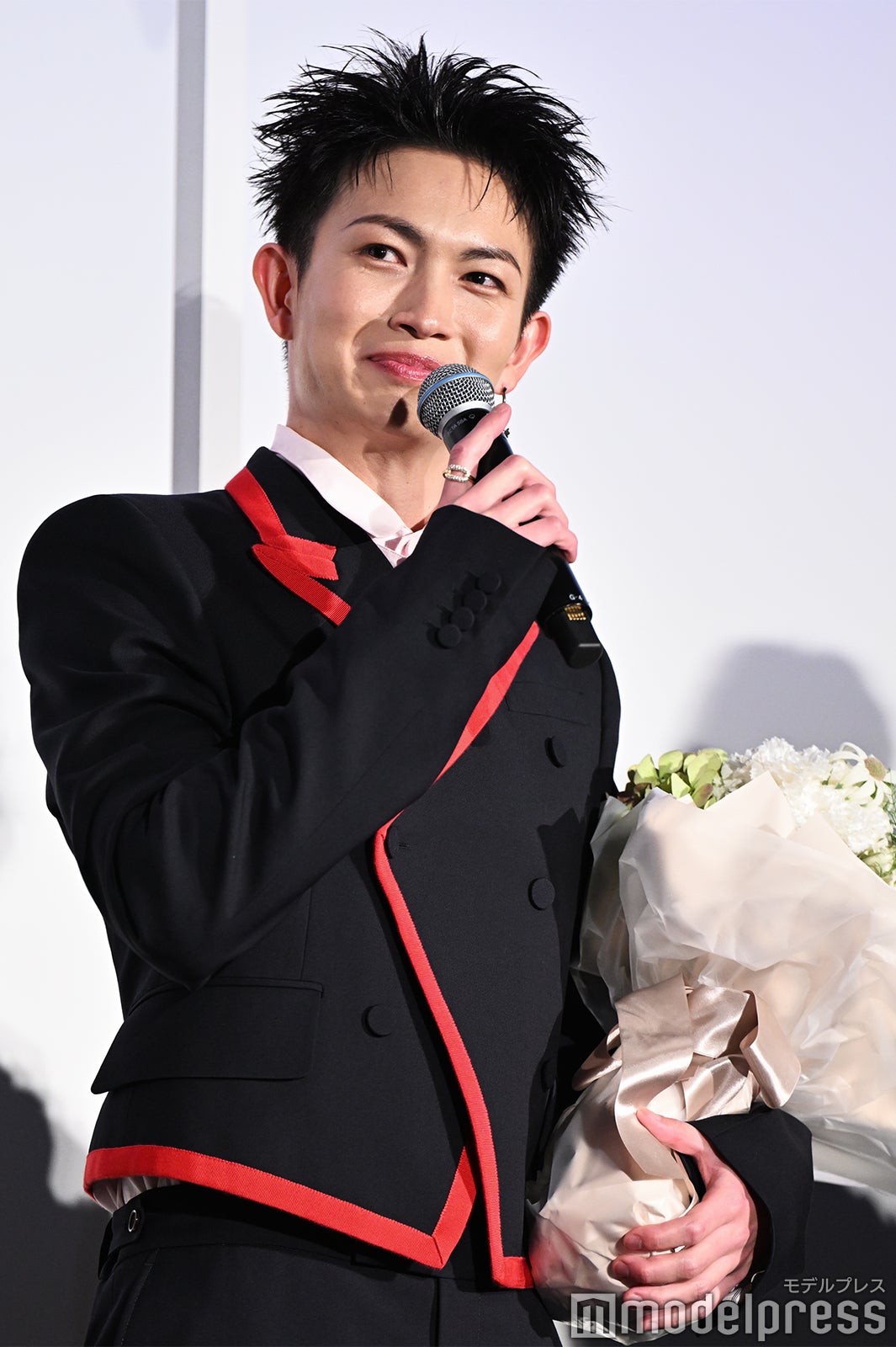 綱啓永（C）モデルプレス