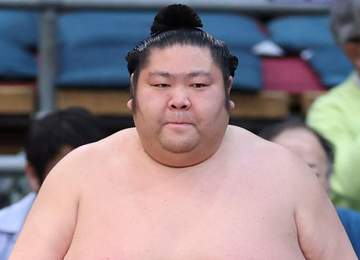 大相撲 元幕内剣翔が引退