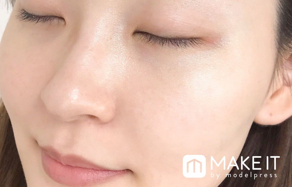 キャンメイク／クリームハイライター／03 ルミナススノウ 使用 (C)メイクイット