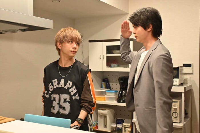 田中洸希、多和田任益「シュガードッグライフ」第1話より(C)依子・一迅社/ABC