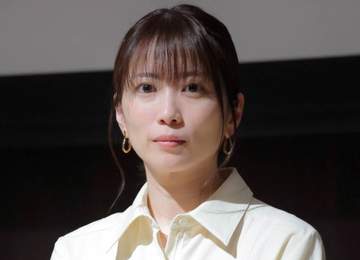 山に、そばに、花火も！志田未来が日焼け対策万全で夏満喫 ファン「可愛すぎて凝視できひん」