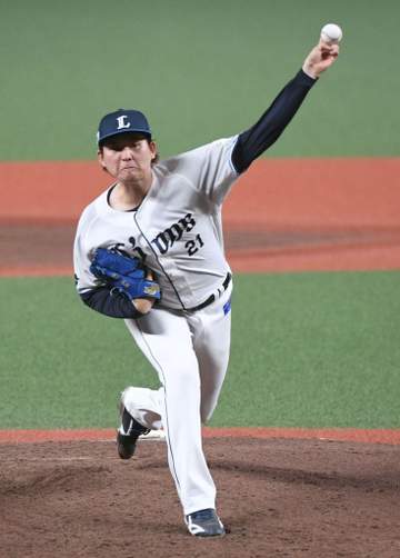 西武が快勝し5位浮上 初回に4長短打で4点を先制 源田の左前打が口火 先発・武内は7回1失点で今季初勝利