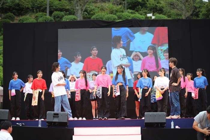 「EXILE TETSUYA with EXPG」(提供写真)