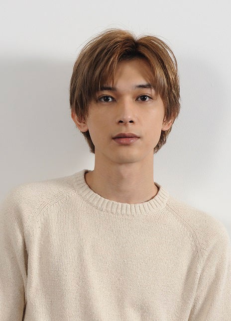 吉沢亮 （C）八田鮎子／集英社 （C）2016 映画「オオカミ少女と黒王子」製作委員会