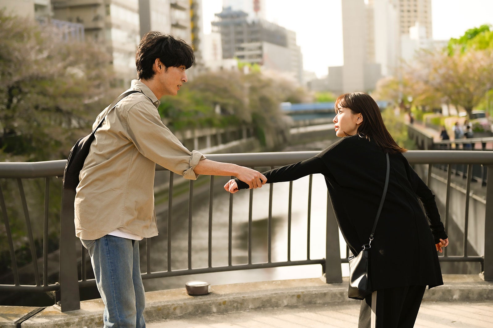 上杉柊平、松本まりか「ミス・ターゲット」第6話より（C）ABCテレビ