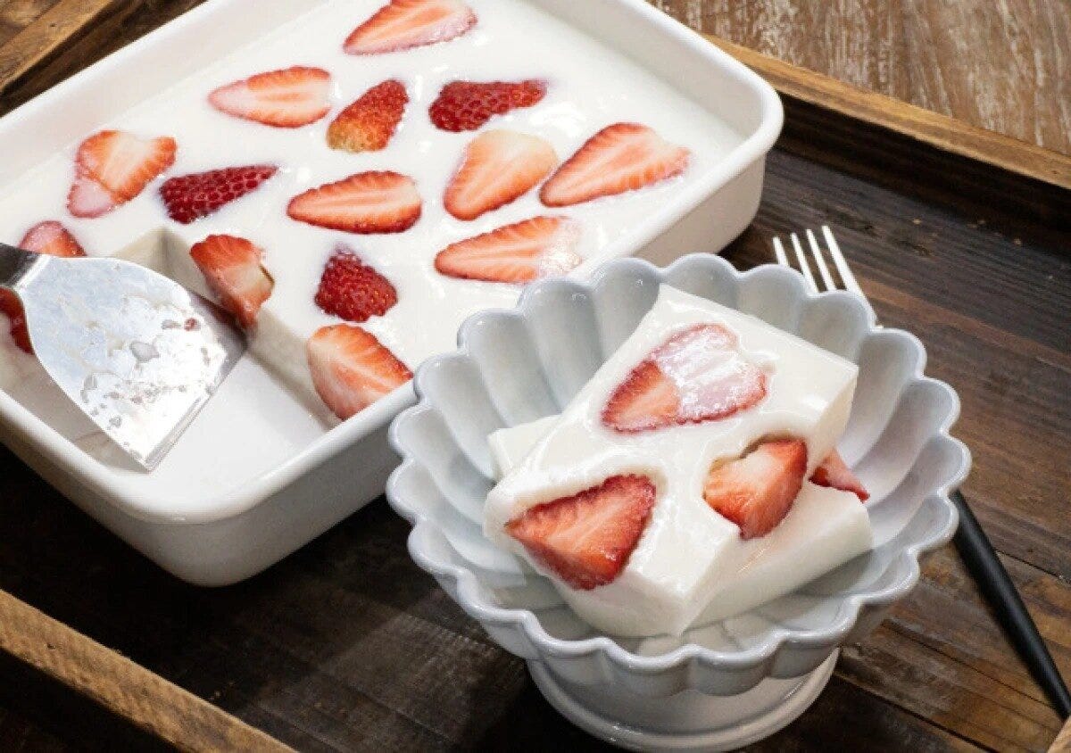 いちごミルク寒天 いちごミルク寒天