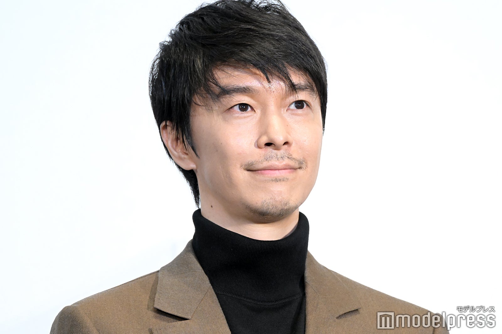 長谷川博己主演、日曜劇場「アンチヒーロー」キャスト40人一覧画像の右下に注目集まる「人として数えられてる」「もしかして伏線？」