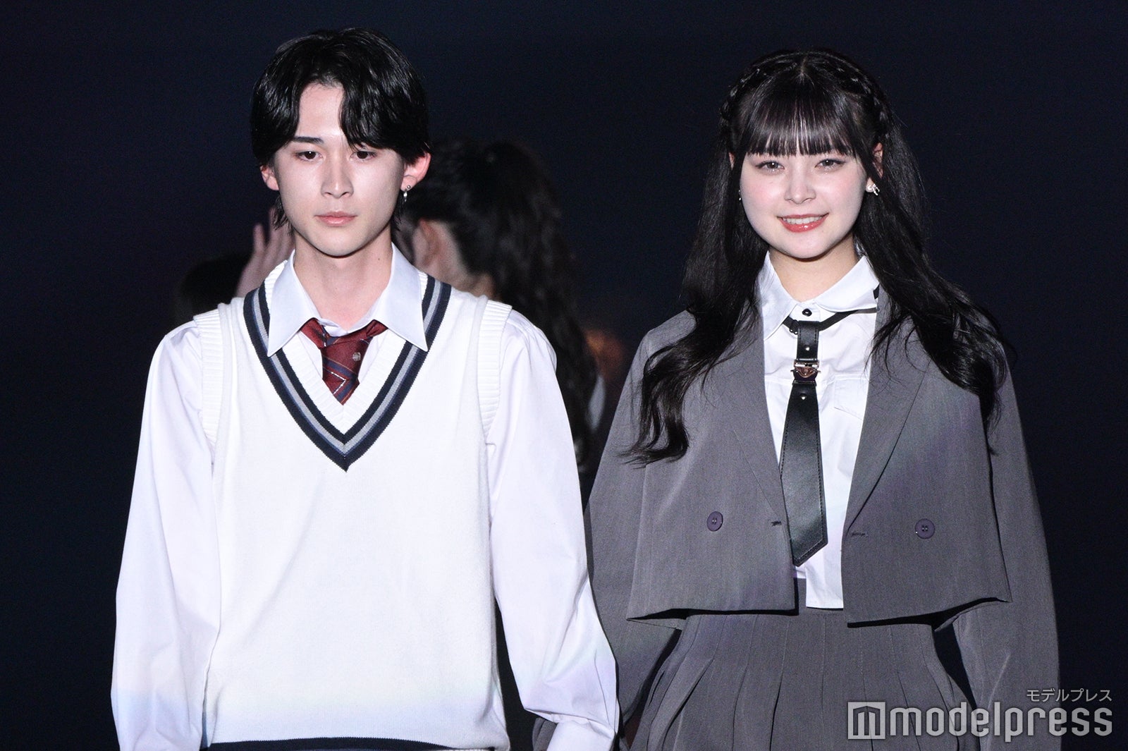 阿部創馬、夏川メガン（C）モデルプレス