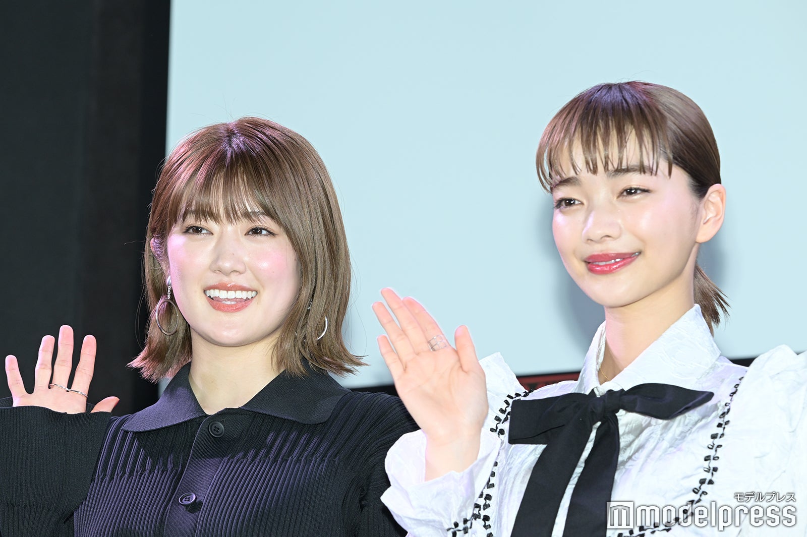 樋口日奈、見上愛 （C）モデルプレス