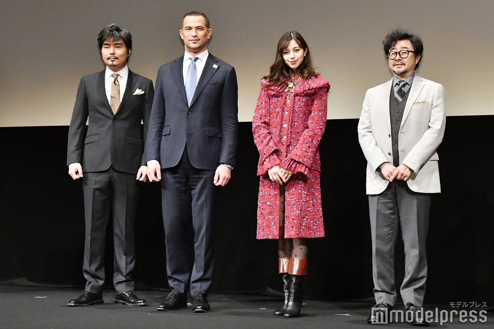 小澤征悦、室伏広治、中条あやみ、兼重淳監督（C）モデルプレス
