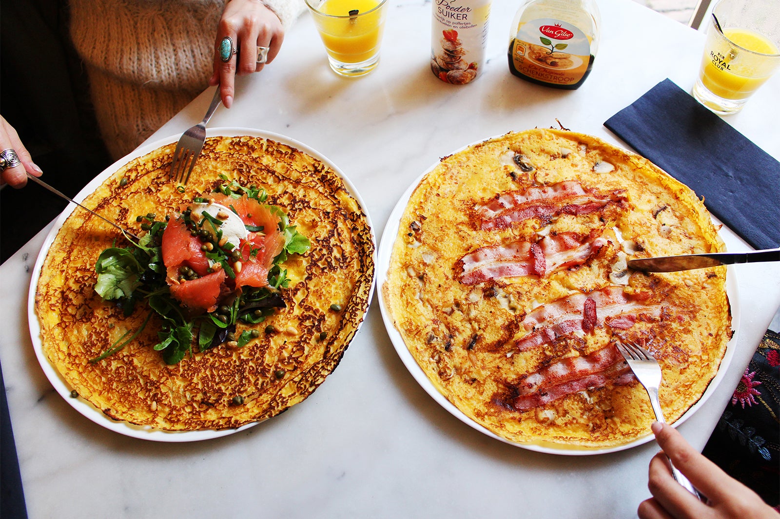 オランダ名物のパンケーキ（提供写真）