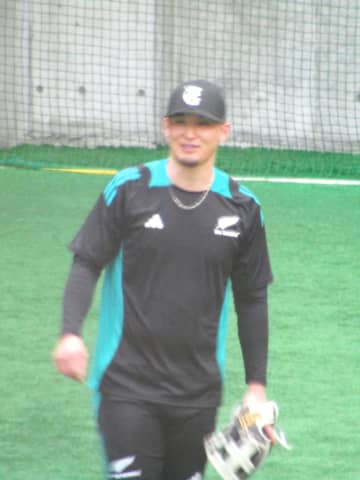 巨人・吉川 ブルージェイズ移籍岡本にエール