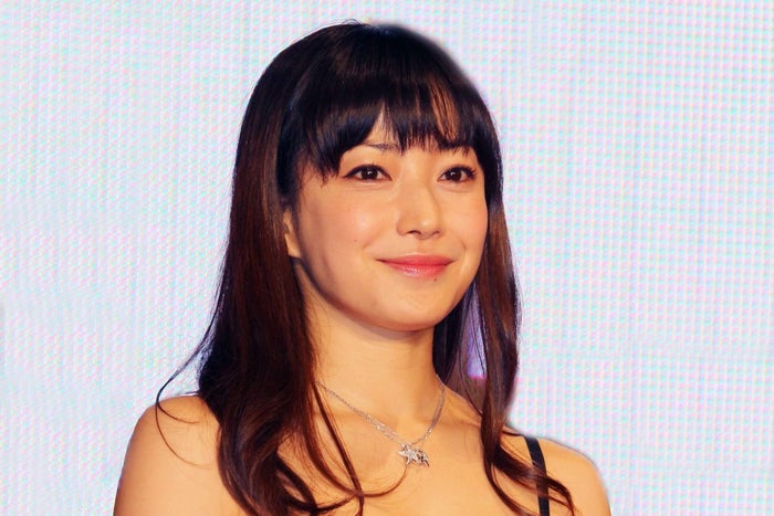 菅野美穂、自転車運転中に番組メンバーに激突 「何してくれ ...