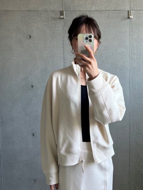 ユニクロ　セットアップ　コーデ