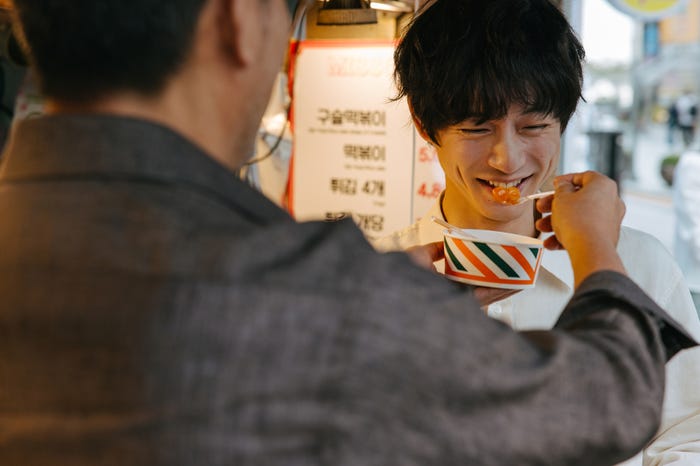 坂口健太郎(C)2025 映画「盤上の向日葵」製作委員会