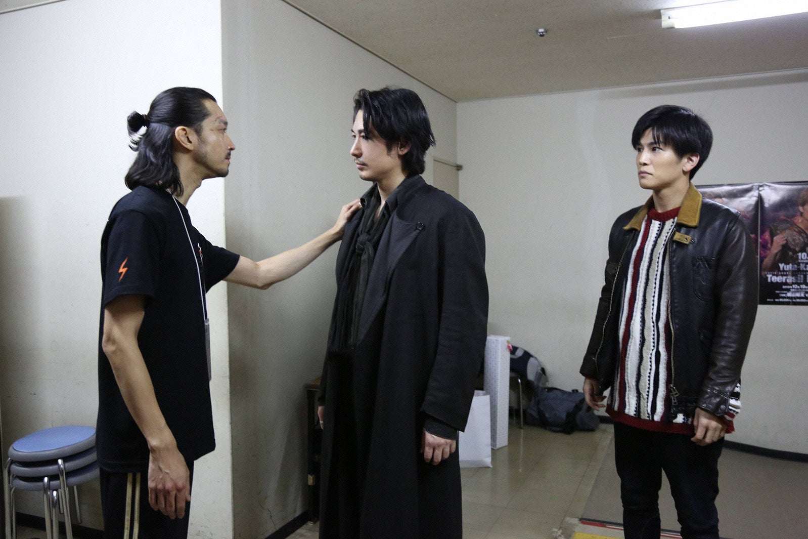 金子ノブアキ、ディーン・フジオカ、岩田剛典／「シャーロック」第4話より（C）フジテレビ