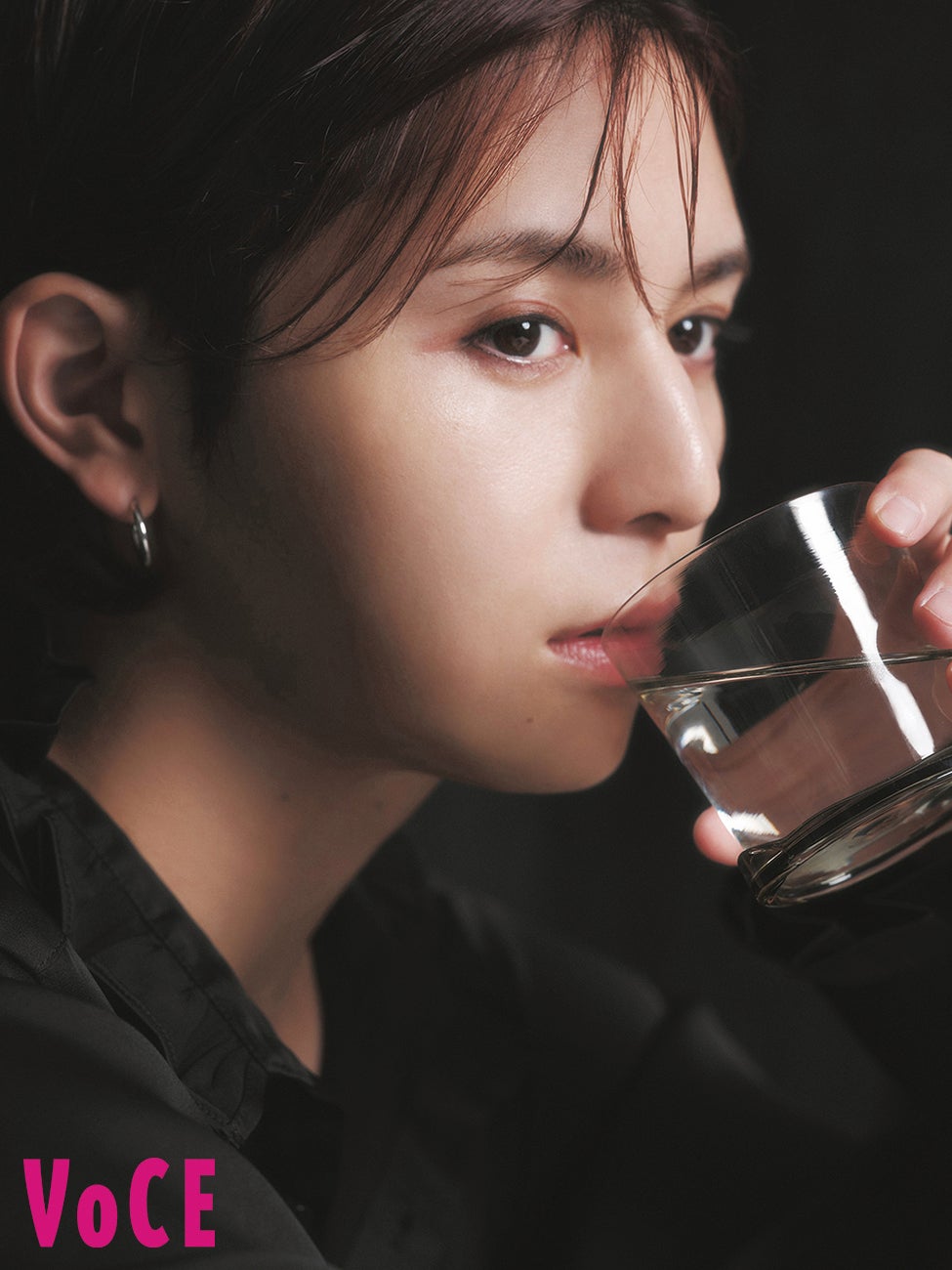 Hey! Say! JUMP山田涼介「人生の中に守りという選択肢はない」モノトーンの世界で“準備”と“攻め”を語る