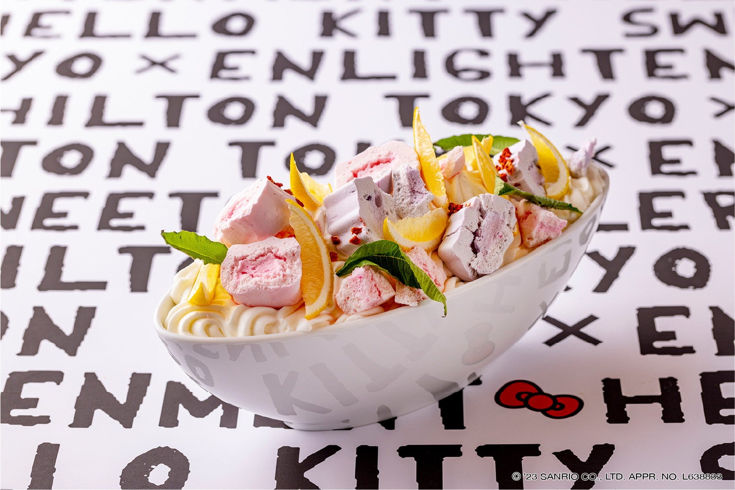 ハローキティ in スイーツ・ギャラリー／画像提供：ヒルトン東京