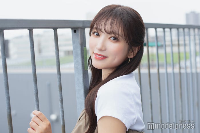 矢吹奈子(C)モデルプレス