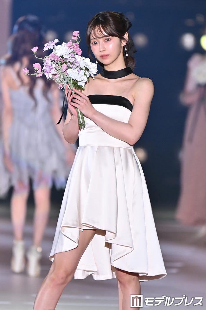 にじほ(C)モデルプレス