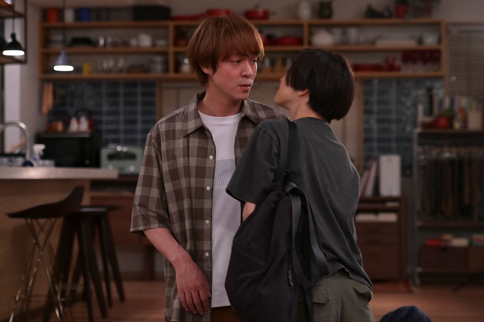 丸山隆平、中村アン「着飾る恋には理由があって」第9話より（C）TBS