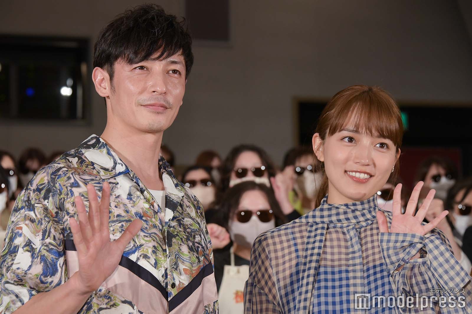 玉木宏、川口春奈 （C）モデルプレス