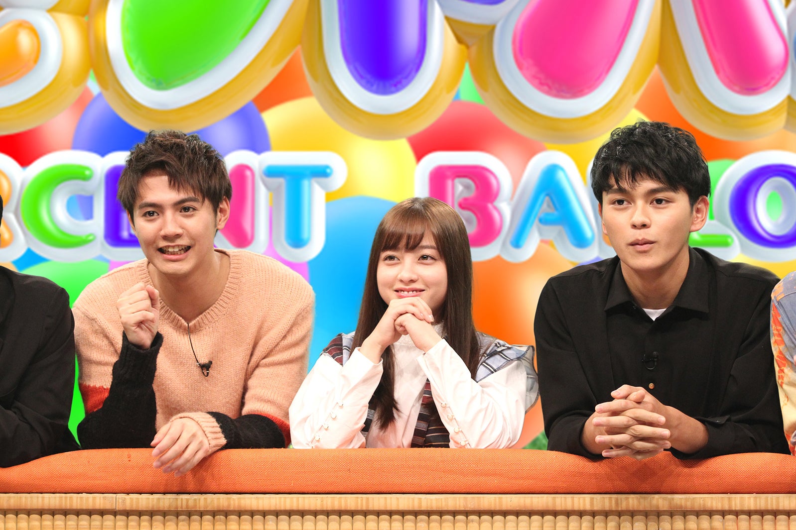 （左から）片寄涼太、橋本環奈、眞栄田郷敦（C）フジテレビ