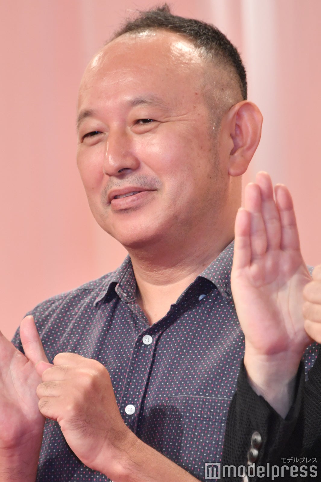 足立紳氏（C）モデルプレス