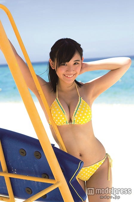 浅川梨奈(画像提供:所属事務所)