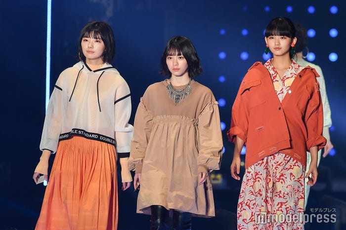 藤吉夏鈴、森田ひかる、山崎天(C)モデルプレス