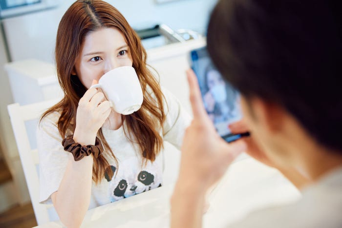 川島海荷、中田圭祐/「私たち結婚しました3」(C)AbemaTV, Inc.