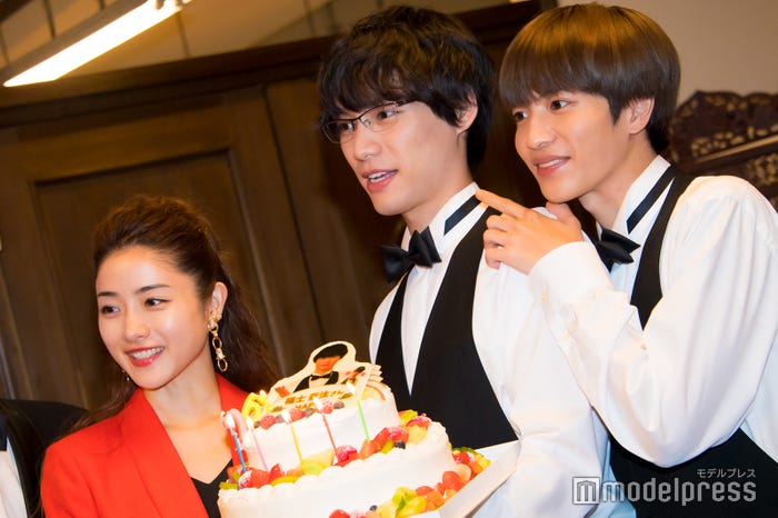 (左から)石原さとみ、福士蒼汰、志尊淳(C)モデルプレス