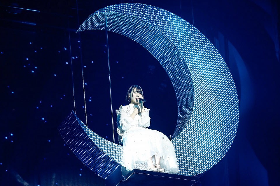 佐々木美玲／「けやき坂46 ひらがなくりすます2018」（カメラマン：上山陽介）