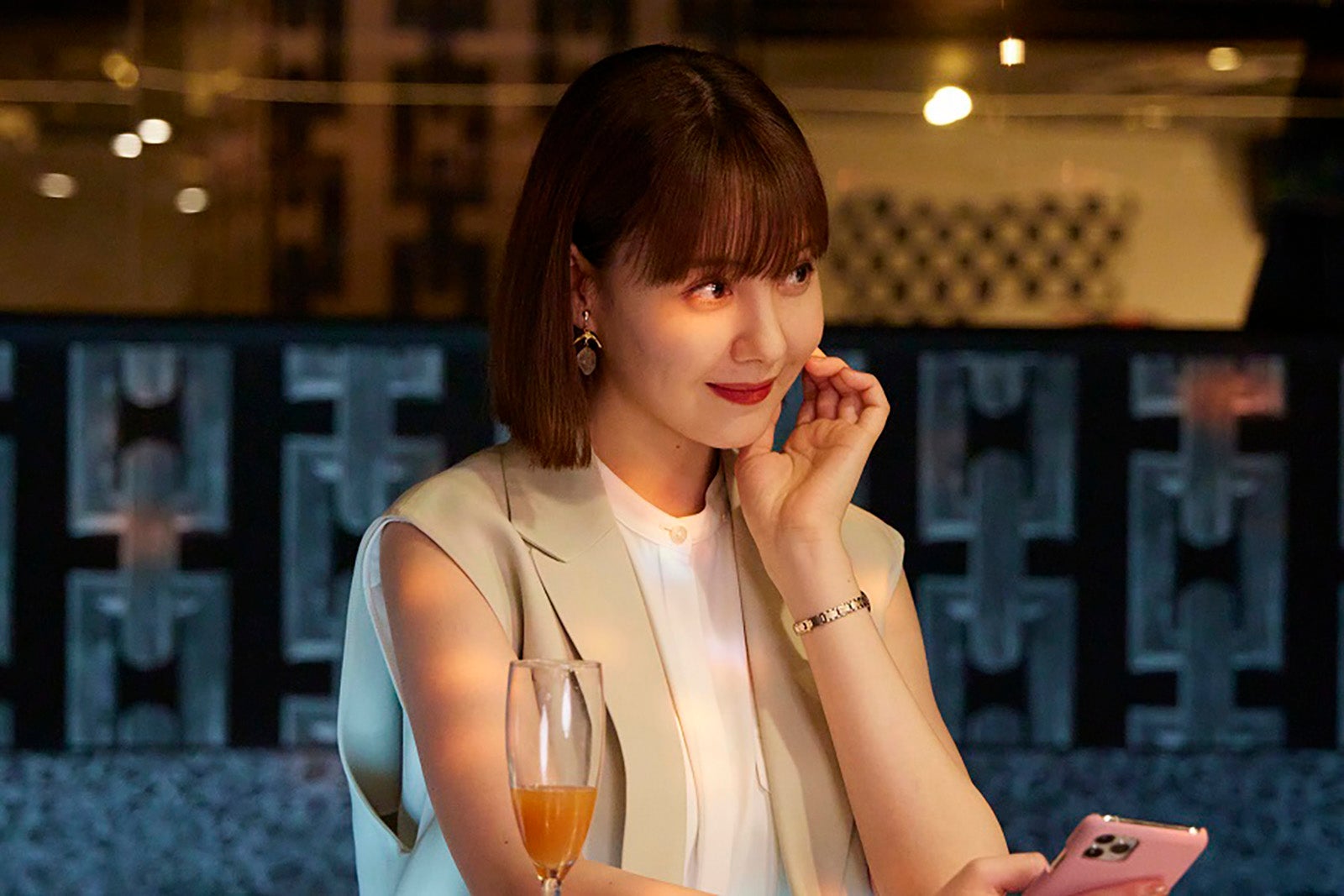 トリンドル玲奈「ウソ婚」第6話より（C）カンテレ／ジェイ・ストーム