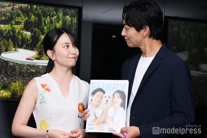 岩間恵、友永真也(C)モデルプレス