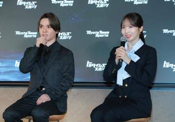 宇野昌磨、本田真凜がアイスダンス挑戦「せーの、2030年五輪に出場することです」 2人で声合わせ発表 今秋から大会出場へ 都内で会見